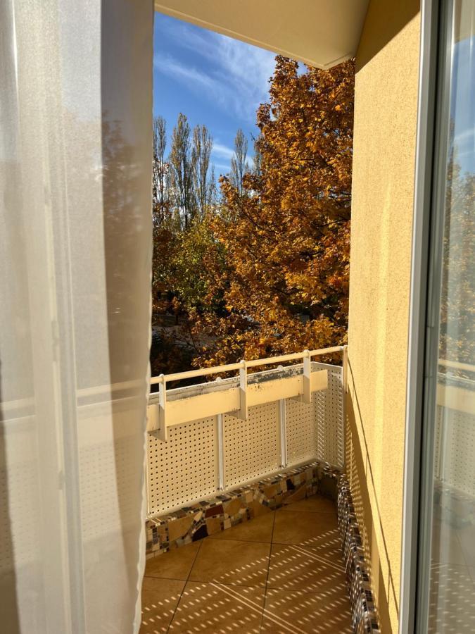 Privatunterkunft Kleiner Balkon In Muenchen West Екстер'єр фото
